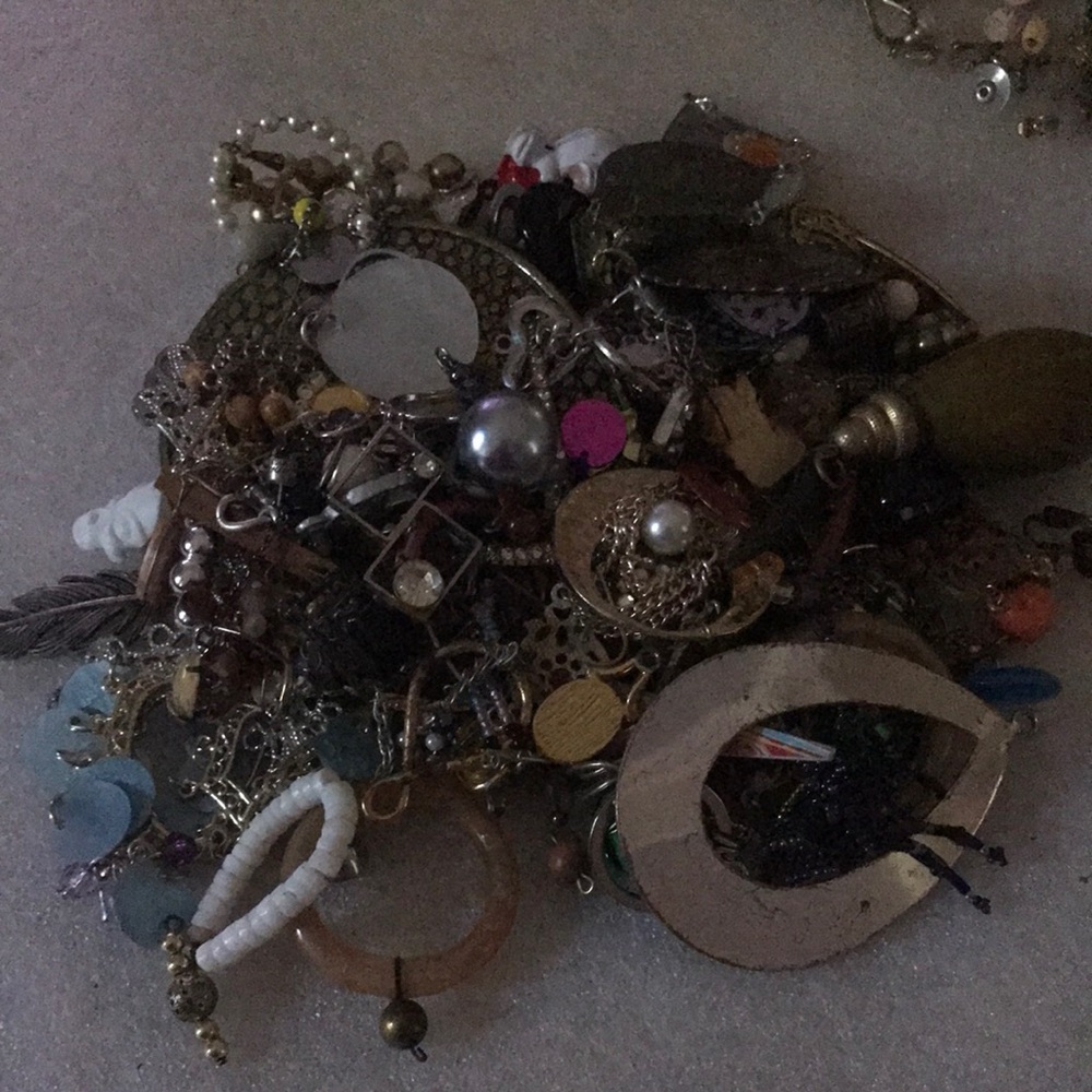 Mixed Women’s Jewelry Lot - Assorted Metallics and Accents